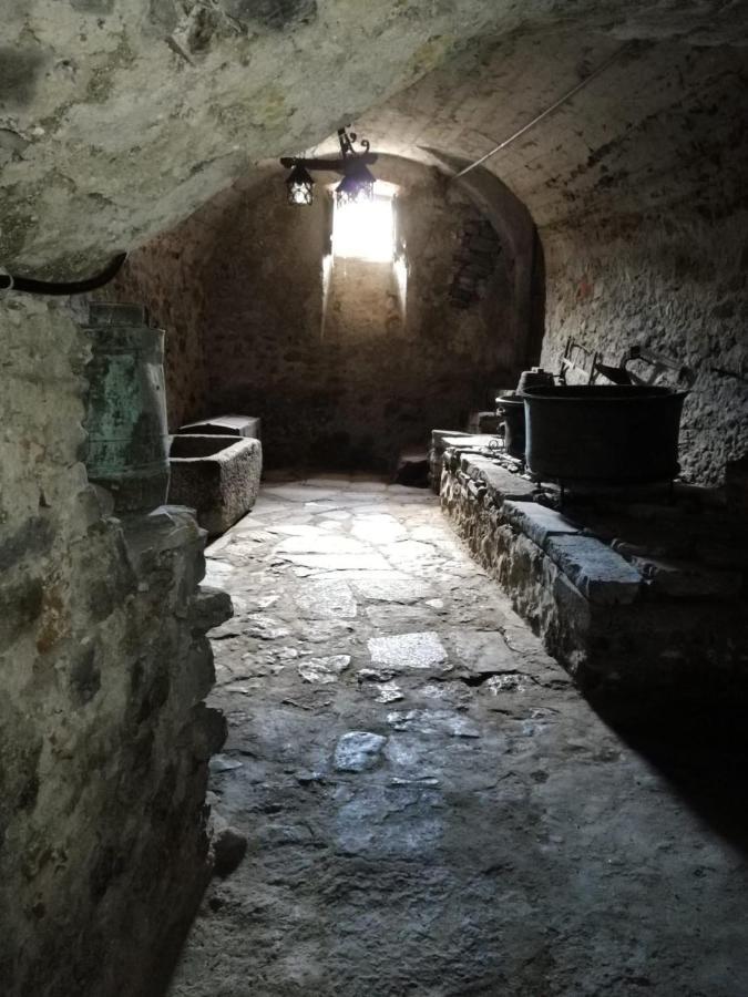 L'Antico Borgo, Un Mix Di Storia E Romanticismo Villa Lierna Buitenkant foto